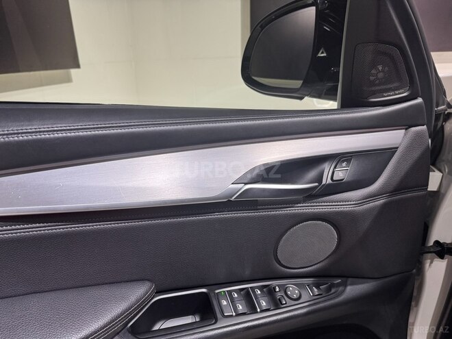 BMW X6-15