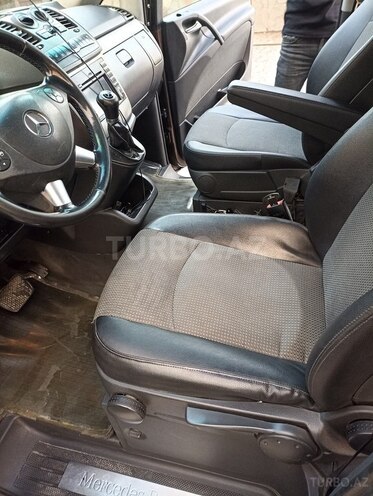 Mercedes Viano-6