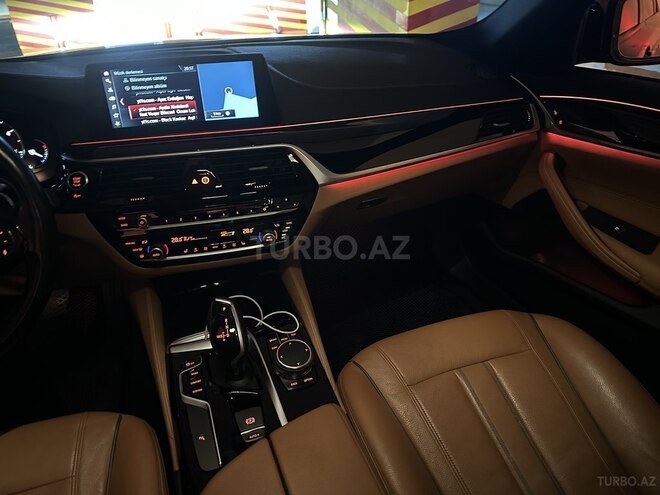 BMW 520 2018, 127,000 km - 2.0 l - Bakı