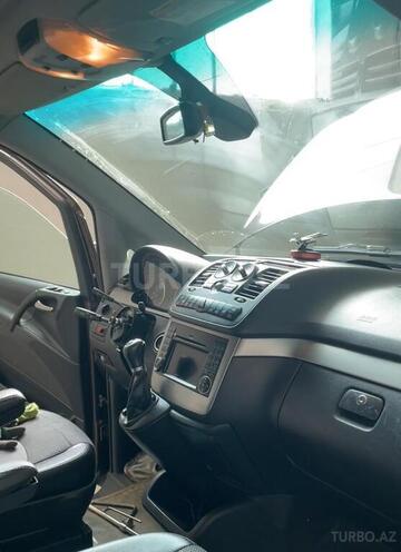 Mercedes Viano-8