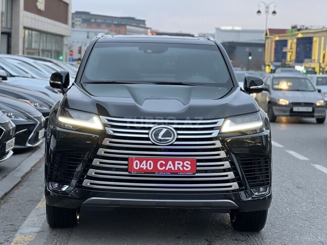 Lexus LX 500d-1