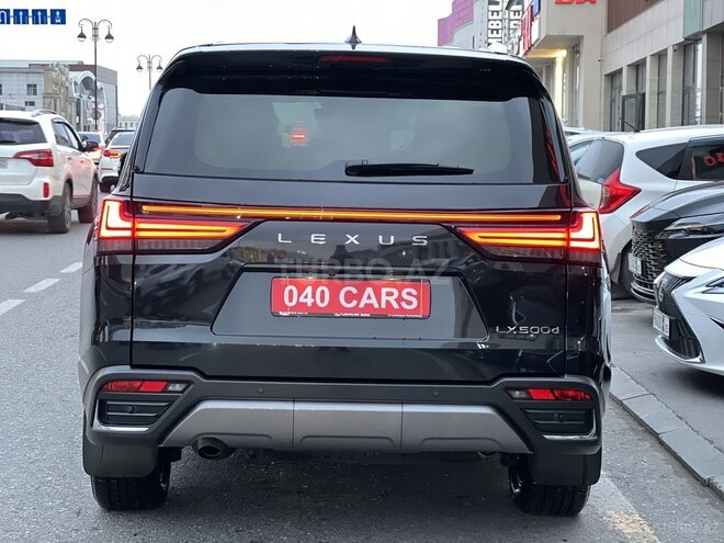 Lexus LX 500d-2