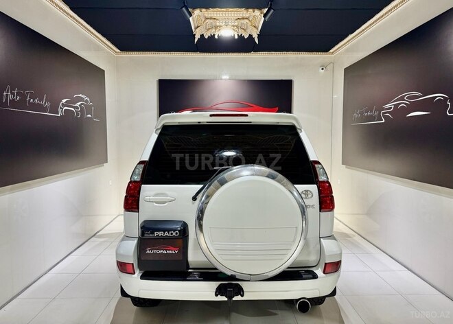 Toyota Land Cruiser Prado-5