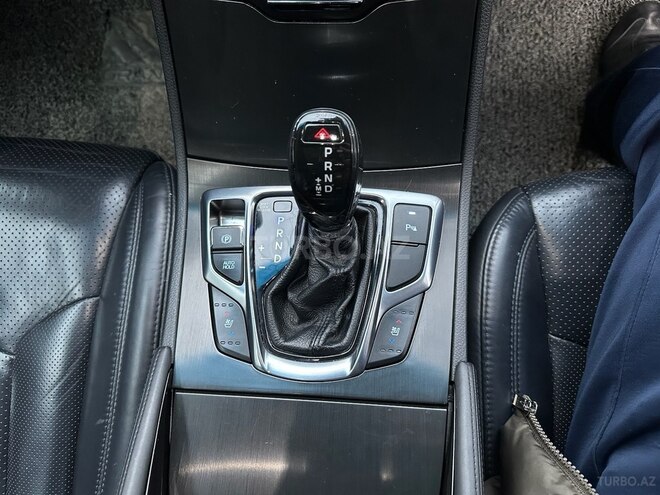 Hyundai Grandeur 2015, 203,841 km - 2.2 л - Bakı