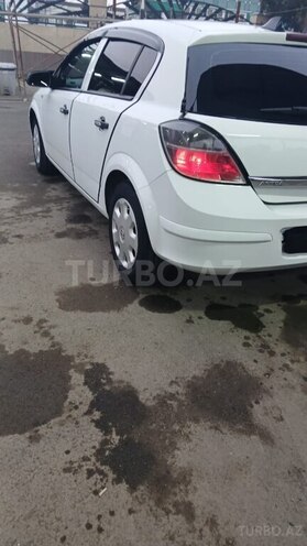 Opel Astra 2009, 289,802 km - 1.4 l - Gəncə