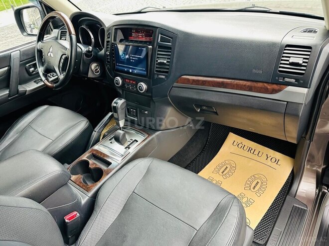 Mitsubishi Pajero 2014, 132,000 km - 3.0 l - Bakı