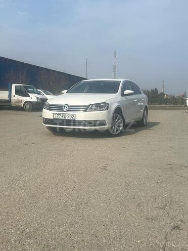 Volkswagen Passat 2011, 277,000 km - 2.0 l - Bakı
