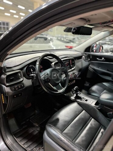Kia Sorento-15