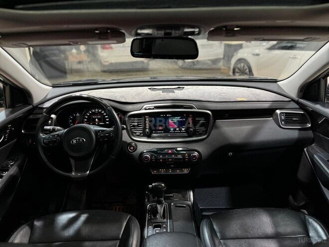 Kia Sorento-16
