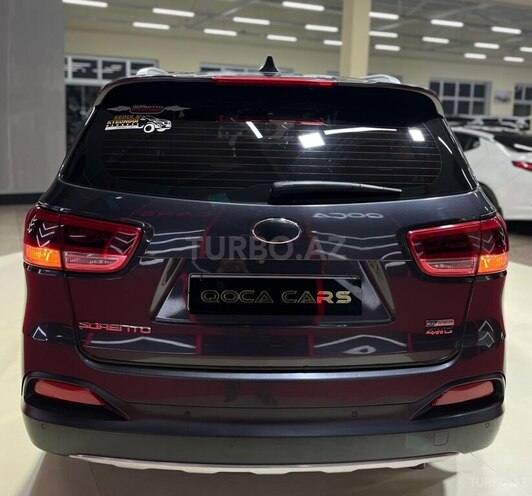 Kia Sorento-11