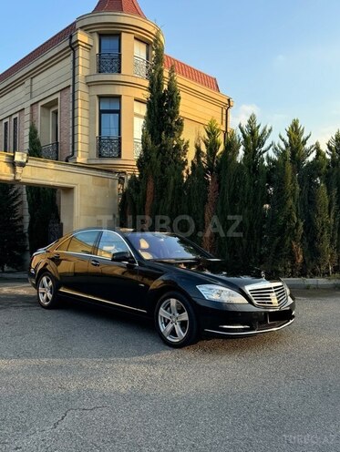 Mercedes S 500 2011, 141,646 km - 4.7 л - Bakı