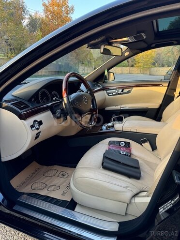 Mercedes S 500 2011, 141,646 km - 4.7 л - Bakı