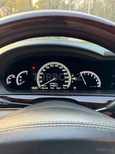 Mercedes S 500 2011, 141,646 km - 4.7 л - Bakı