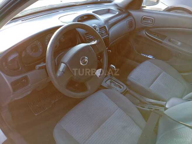 Nissan Sunny 2011, 302,000 km - 1.6 l - Bakı