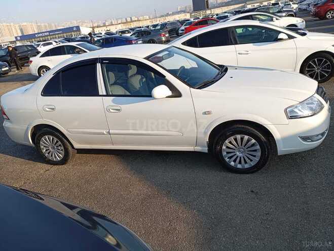 Nissan Sunny 2011, 302,000 km - 1.6 l - Bakı