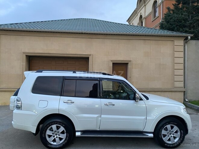 Mitsubishi Pajero 2008, 210,000 km - 3.0 л - Bakı