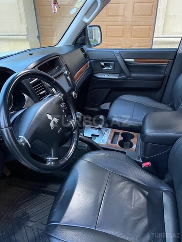 Mitsubishi Pajero 2008, 210,000 km - 3.0 л - Bakı