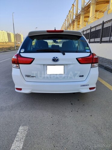 Toyota Corolla Fielder 2018, 70,000 km - 1.5 л - Bakı