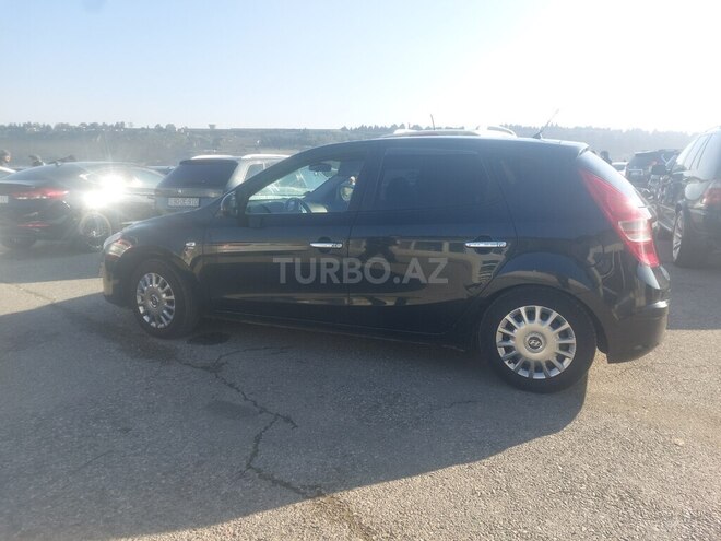 Hyundai i30 2009, 240,000 km - 1.4 л - Bakı