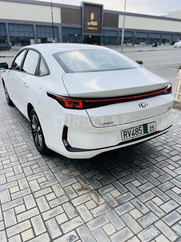 Changan Qiyuan A05 2024, 0 km - 1.5 л - Bakı