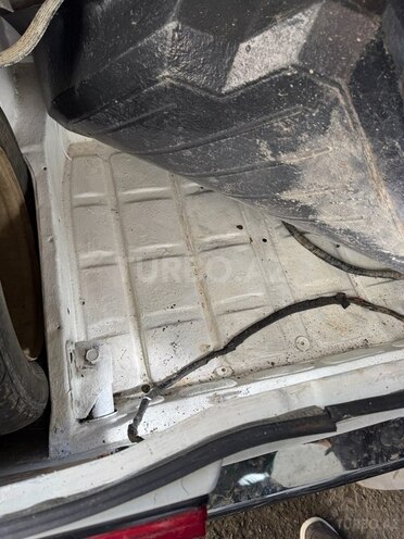 LADA (VAZ) 2107 1992, 95,000 km - 1.5 l - Astara