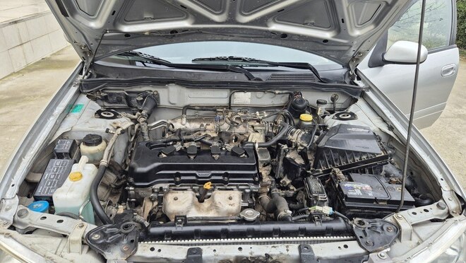 Nissan Sunny-7