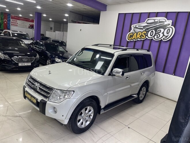 Mitsubishi Pajero-9
