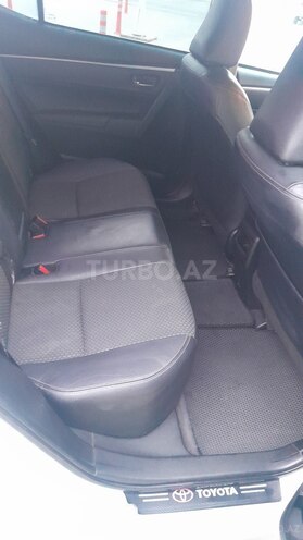 Toyota Corolla 2013, 118,800 km - 1.6 l - Bakı