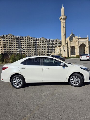 Toyota Corolla 2013, 118,800 km - 1.6 l - Bakı
