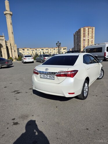 Toyota Corolla 2013, 118,800 km - 1.6 l - Bakı