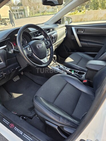 Toyota Corolla 2013, 118,800 km - 1.6 l - Bakı