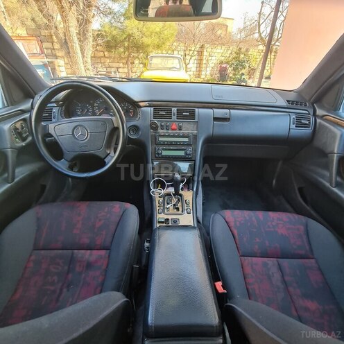 Mercedes E 240 1998, 282,680 km - 2.4 l - Sumqayıt