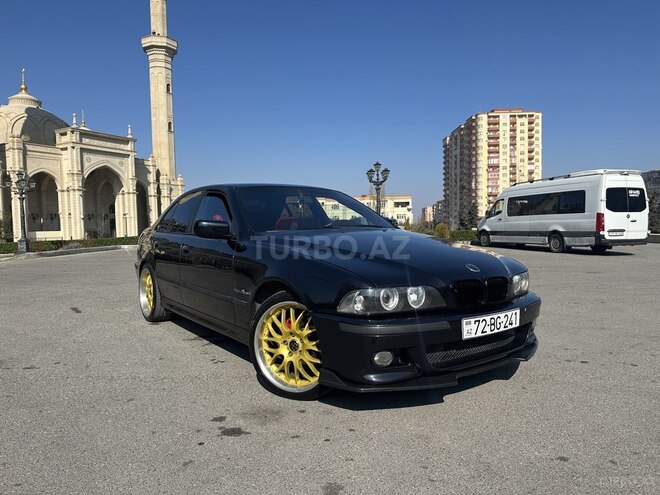 BMW 525 2003, 261,000 km - 2.5 l - Bakı