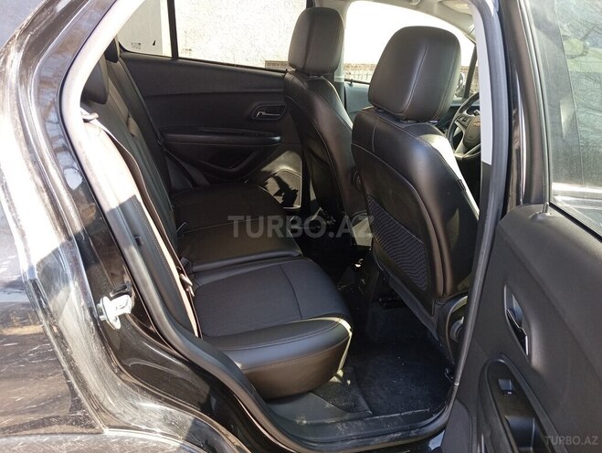 Chevrolet Trax-11