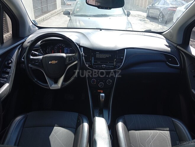 Chevrolet Trax-8