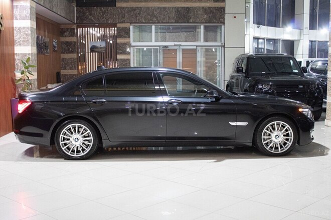 BMW 750-5