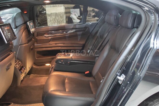 BMW 750-14