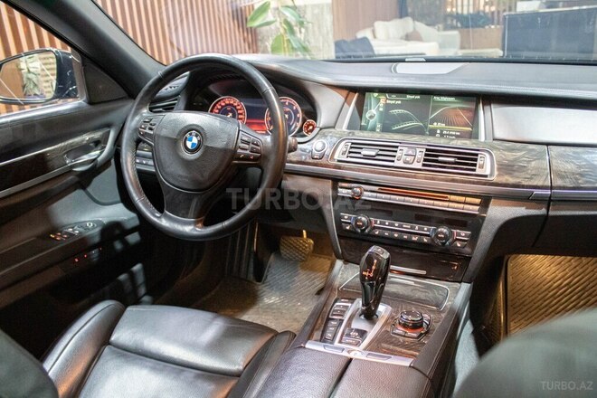 BMW 750-11