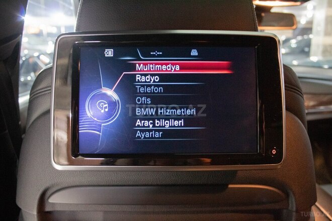 BMW 750-32