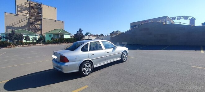 Opel Vectra 1999, 451,444 km - 1.8 l - Bakı
