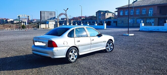 Opel Vectra 1999, 451,444 km - 1.8 l - Bakı