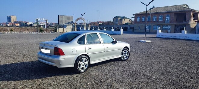 Opel Vectra 1999, 451,444 km - 1.8 l - Bakı