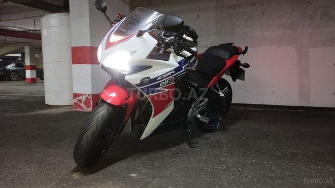Honda CBR 400-1