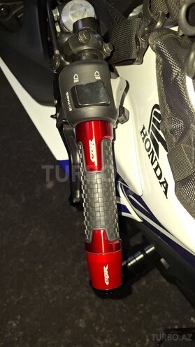 Honda CBR 400-10