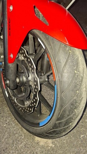Honda CBR 400-14