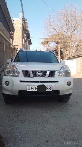 Nissan X-Trail 2010, 204,000 km - 2.5 l - Bakı