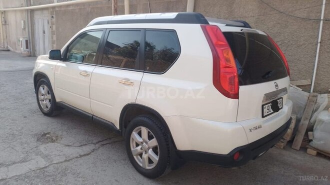 Nissan X-Trail 2010, 204,000 km - 2.5 l - Bakı