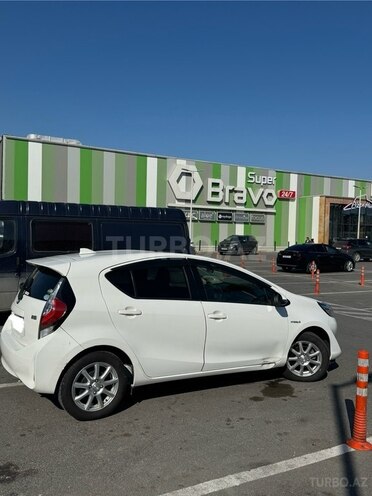 Toyota Aqua 2018, 120,000 km - 1.5 l - Sumqayıt