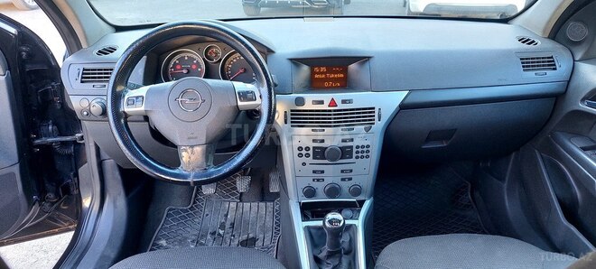 Opel Astra 2009, 210,000 km - 1.3 l - Bakı