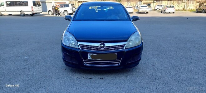 Opel Astra 2009, 210,000 km - 1.3 l - Bakı